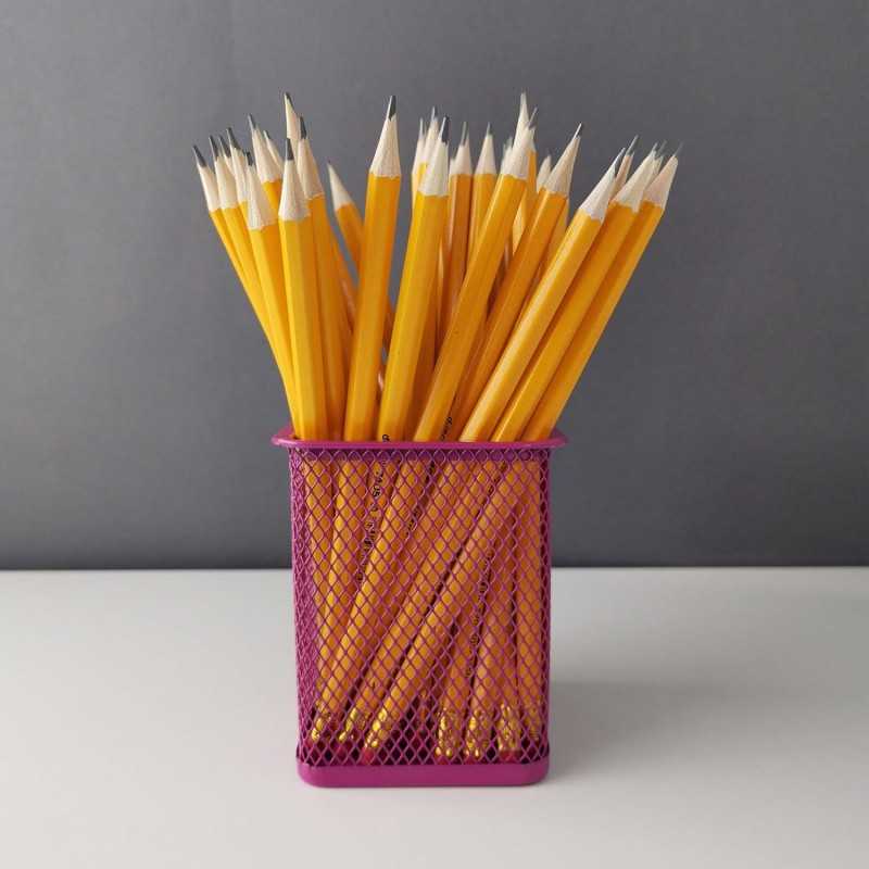 D.RECT Pot à crayons carré en métal | Porte-stylo cube en métal | Gobelet multifonction en maille pour stylo à bille Noir