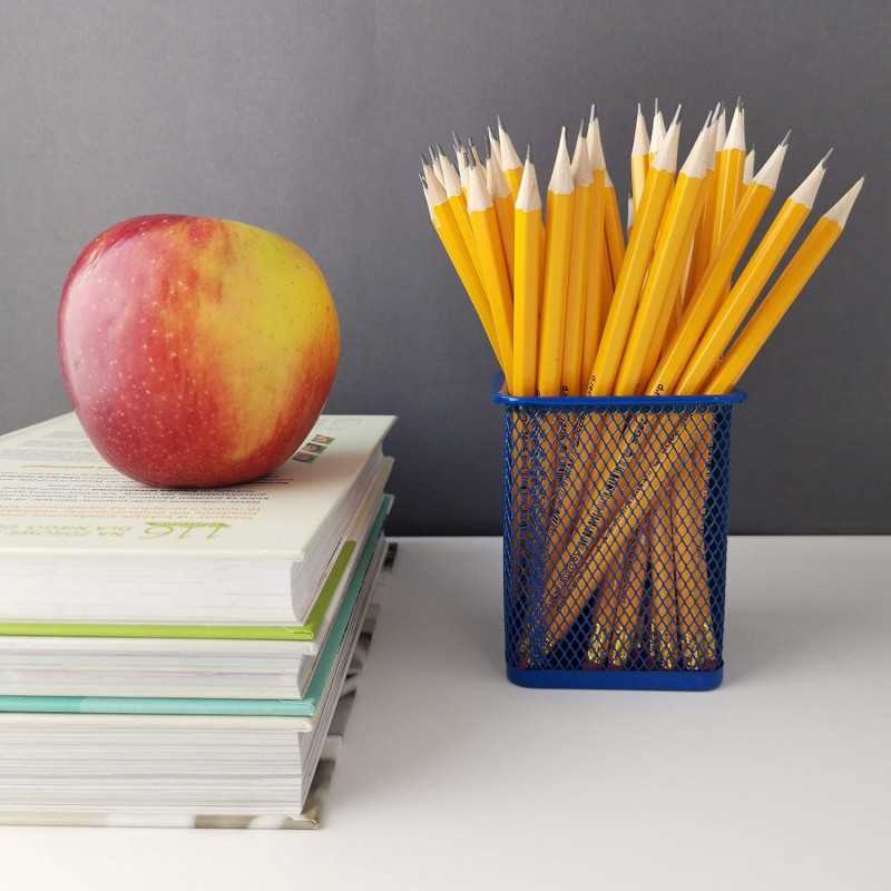 D.RECT Pot à crayons carré en métal | Porte-stylo cube en métal | Gobelet multifonction en maille pour stylo à bille Noir