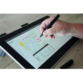 Tablette de Dessin Wacom One 12 avec écran 11,6” Full HD 99% sRGB, Stylet à résonance électromagnétique sans Pile ni Batterie