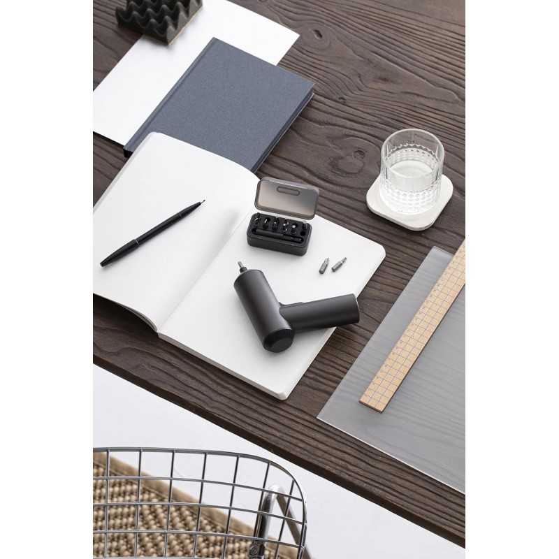 Xiaomi Tournevis rechargeable sans fil Mijia 3.6V 2000mAh Li-ion 5N.m Tournevis électrique avec 12 pièces S2 embouts de vis pour